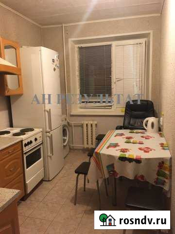 3-комнатная квартира, 65 м², 6/9 эт. в аренду на длительный срок в Тобольске Тобольск - изображение 1