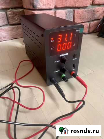Лабораторный блок питания 30В 10А Екатеринбург - изображение 1