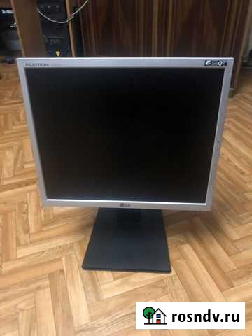 Монитор LG flatron L1752HQ Саратов - изображение 1