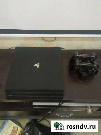Sony Playstation ps4 pro 1Tb + 2дойстика + зарядка Астрахань - изображение 1