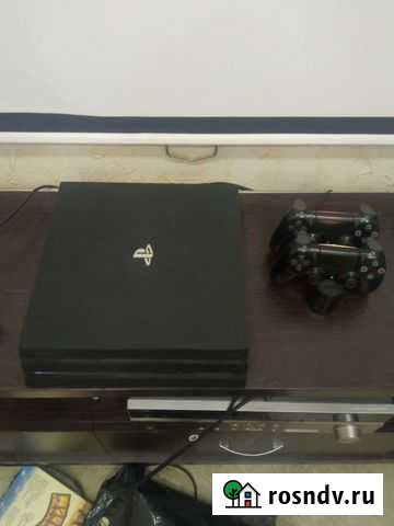Sony Playstation ps4 pro 1Tb + 2дойстика + зарядка Астрахань - изображение 1