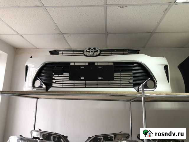 Бампер (Белый) Toyota Camry V55 (Новый, не оригина Гудермес - изображение 1