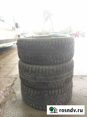 Шины Bridgestone 225/50/R17 зима Красногорск - изображение 1