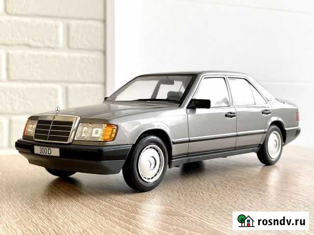 Mercedes-Benz 300D W124 MCG 1:18 Редкий Уфа - изображение 1