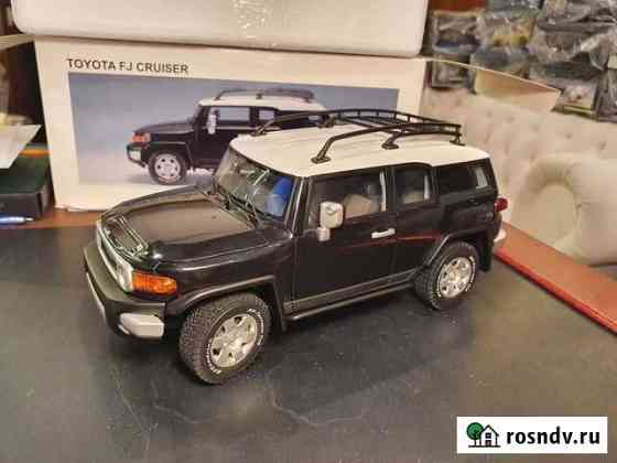 1:18 Autoart Toyota FJ Cruiser Black Казань