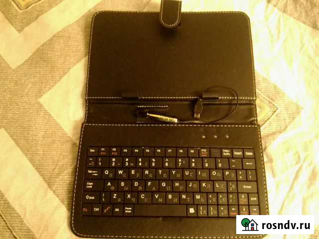 Чехол-Клавиатура на планшет 7-8 Ногинск - изображение 1