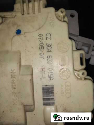 Замок задней левой двери vw passat b6 Когалым - изображение 1