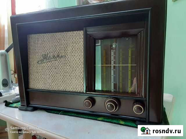 Ламповый радиоприемник Нева Каменск-Уральский - изображение 1
