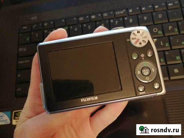 Компактный фотоаппарат Fujifilm FinePix F40fd Тверь - изображение 1