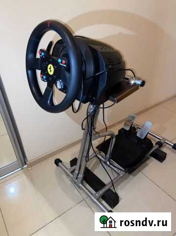 Руль thrustmaster t300 ferrari + стойка торг/обмен Москва - изображение 1