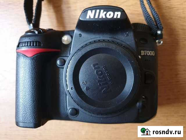 Nikon d7000 с батблоком Ростов-на-Дону - изображение 1