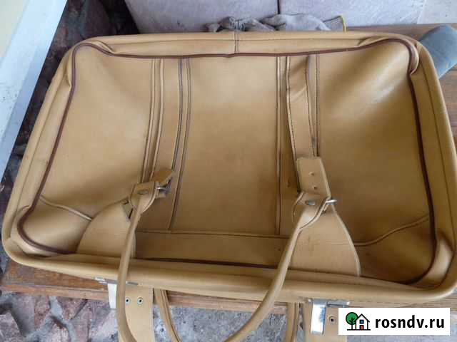 Чемодан СССР коллекционный Салават - изображение 1