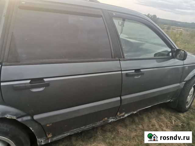 Двери на volkswagen passat b3 Чернянка - изображение 1