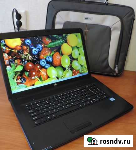 17,3 большой экран\ Core i3\ заряд держит\ +сумка Бийск - изображение 1