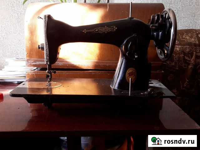 Швейная машина бу Иркутск - изображение 1