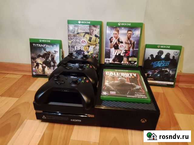 Xbox One 500gb 3 геймпада + игры Пермь - изображение 1
