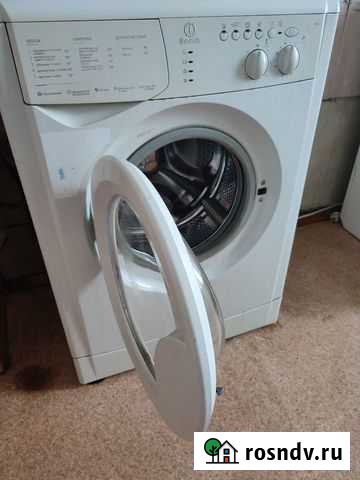 Стиральная машина indesit 60*40 Новокузнецк - изображение 1