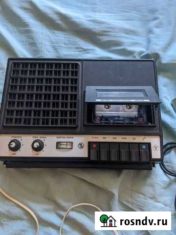Плеер для аудиокассет СССР рабочий Симферополь - изображение 1