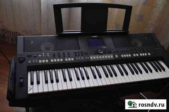 Продам синтезатор Yamaha psr-S650 Саяногорск