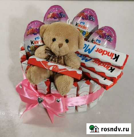 Шоколадный торт из конфет киндер Москва - изображение 1