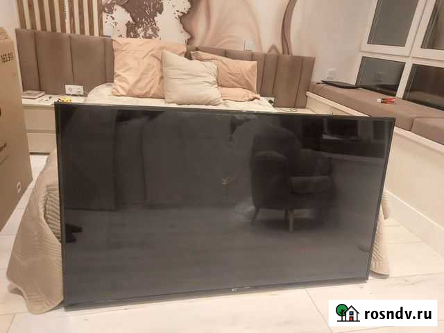 Телевизор LG 65 дюймов сломан экран Киров - изображение 1