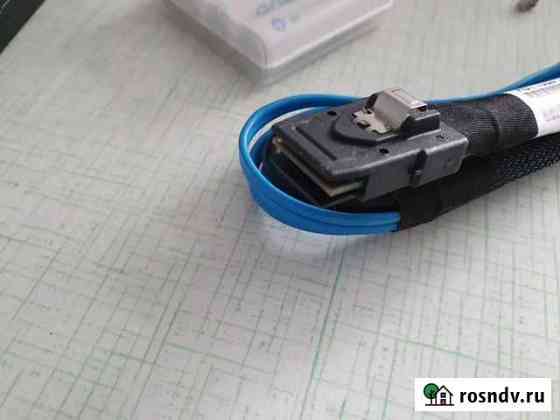 Mini SAS SFF8086 x 4 SATA кабель 0,7 м Санкт-Петербург