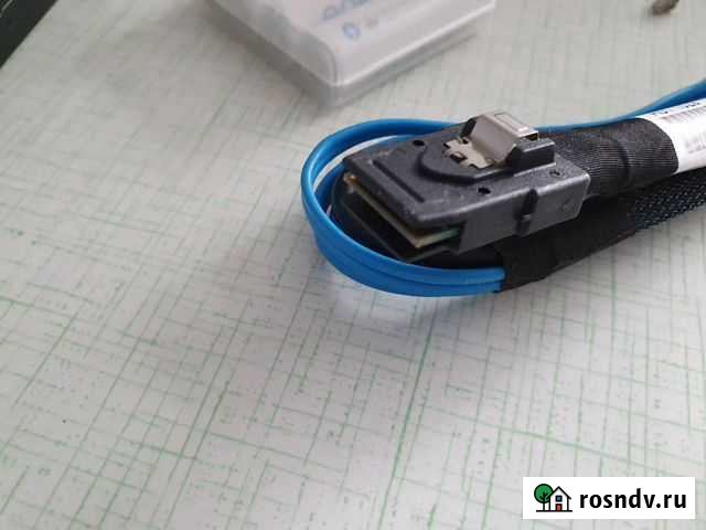 Mini SAS SFF8086 x 4 SATA кабель 0,7 м Санкт-Петербург - изображение 1