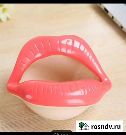 Пепельница в виде женских губ (керамическая) Томск - изображение 1