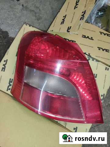 Фонарь задний левый Ярис Разумное - изображение 1