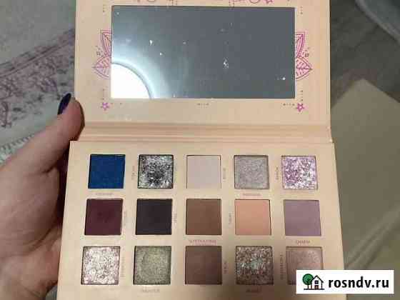 Палитра теней essence Владимир