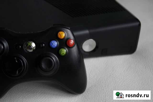 XBox 360 S 250Gb. 62 игры. Возможен обмен Кемерово - изображение 1