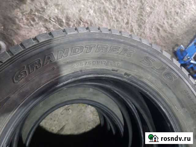 Dunlop 225/60 R17 99Q Белгород - изображение 1