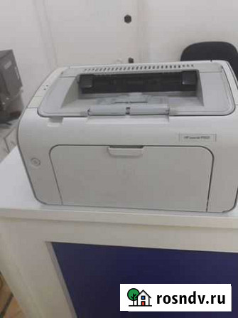 Принтер лазерный hp p1005 Волгоград - изображение 1