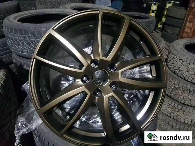 Литые диски r17 редкий цвет Новосибирск - изображение 1