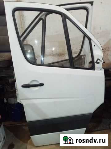 Дверь передняя пассажирская Mercedes Sprinter 906 Островцы - изображение 1