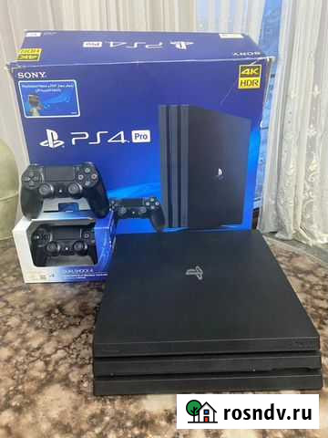 Sony playstation 4 pro 1tb 2 джостика и 3 игры Ялта - изображение 1