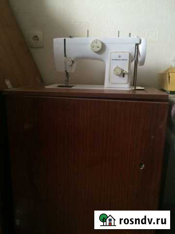 Швейная машинка Чайка 132 М Новолеушковская - изображение 1