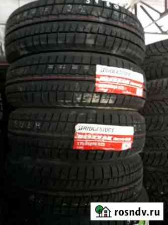 Шины зимние 175/65/14 Bridgestone Blizzak Revo GZ Горно-Алтайск