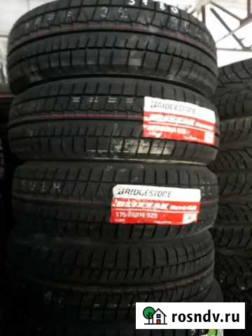 Шины зимние 175/65/14 Bridgestone Blizzak Revo GZ Горно-Алтайск - изображение 1