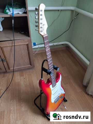 Электрогитара скалопированная suzuki Астрахань - изображение 1