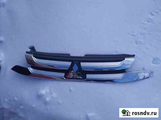 Решетка радиатора Mitsubishi outlander Медведево