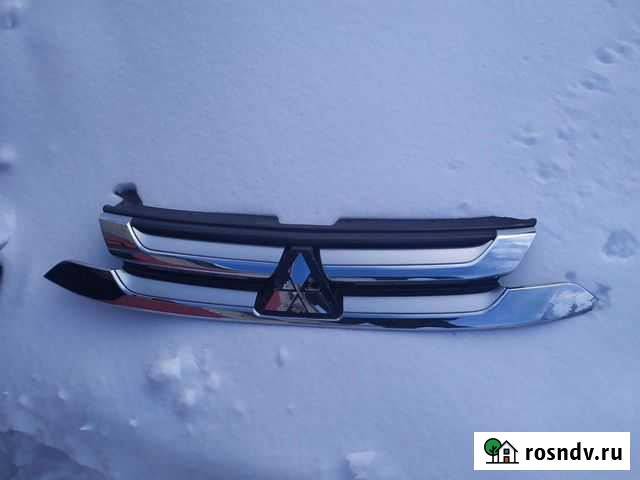 Решетка радиатора Mitsubishi outlander Медведево - изображение 1