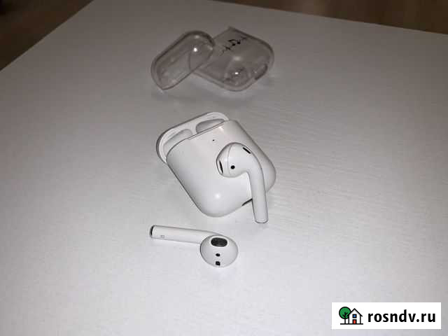 AirPods 2 оригинальные с чехлом Мурино - изображение 1