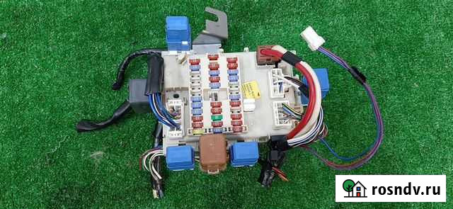 Блок предохранителей салонный Nissan Almera Tino Вад - изображение 1