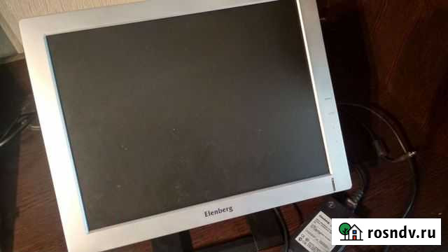Монитор Elenberg 15 дюймовый с колонками Пущино - изображение 1
