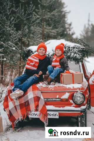 Фотосессия с ретро машинкой новогодняя Екатеринбург - изображение 1