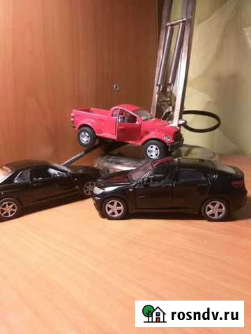 Модельки бмв х6, ниссан скайлайн, пикап додж Новосибирск - изображение 1