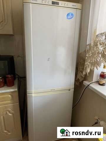 Холодильник бу samsung Бузулук - изображение 1