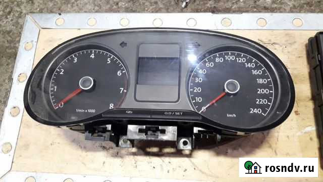 Панель приборов Volkswagen Polo Sedan Апатиты - изображение 1