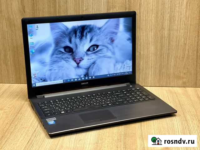 Ноутбук для развлечений / intel / 4gb / Video HD 2 Солнечный - изображение 1